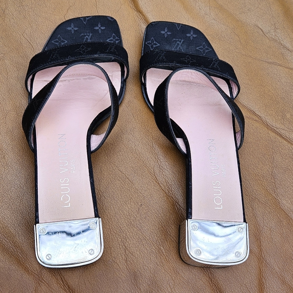 Women's Louis Vuitton Black Blended Fabric Leather Sandals Heels Size 4 US - Picture 4 of 16